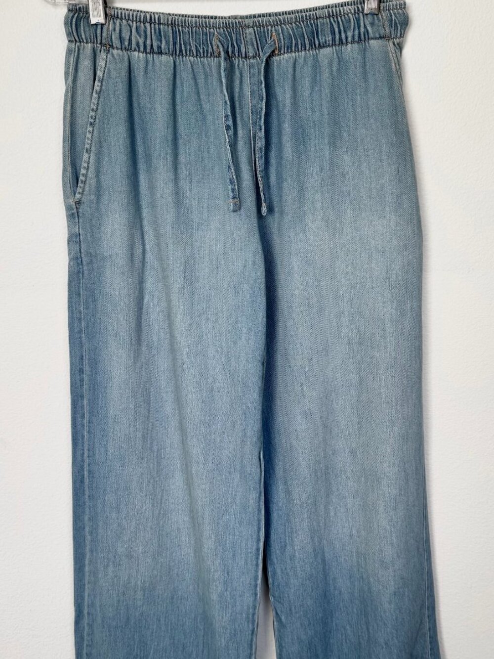Stradivarius Wide Leg Jean Size L